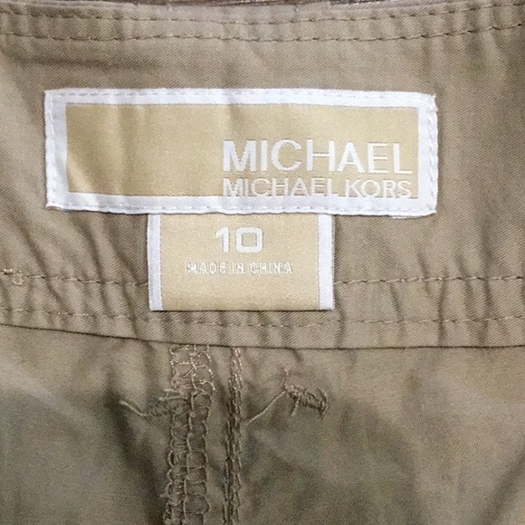🎉HOST PICK 🎉Michael Kors khaki shorts - Picture 2 of 4